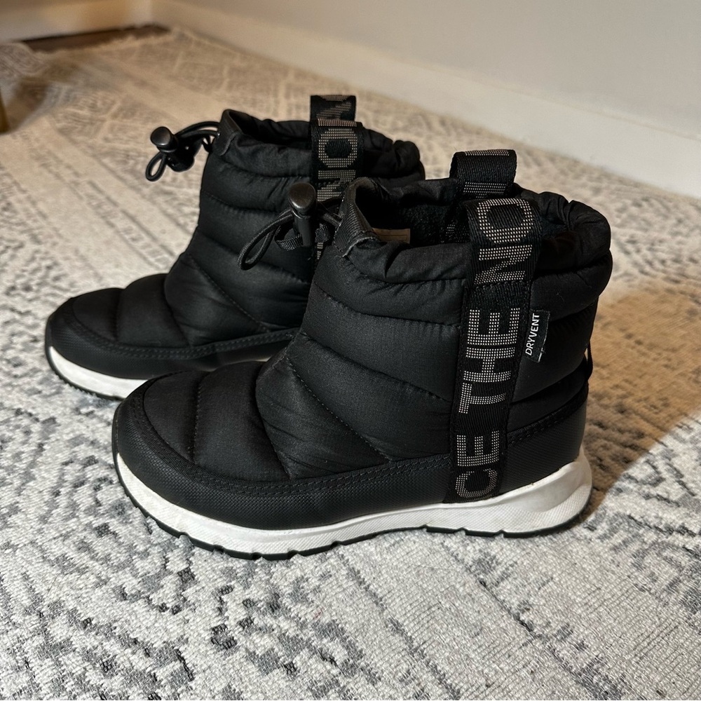 The North Face Black Kids Boots